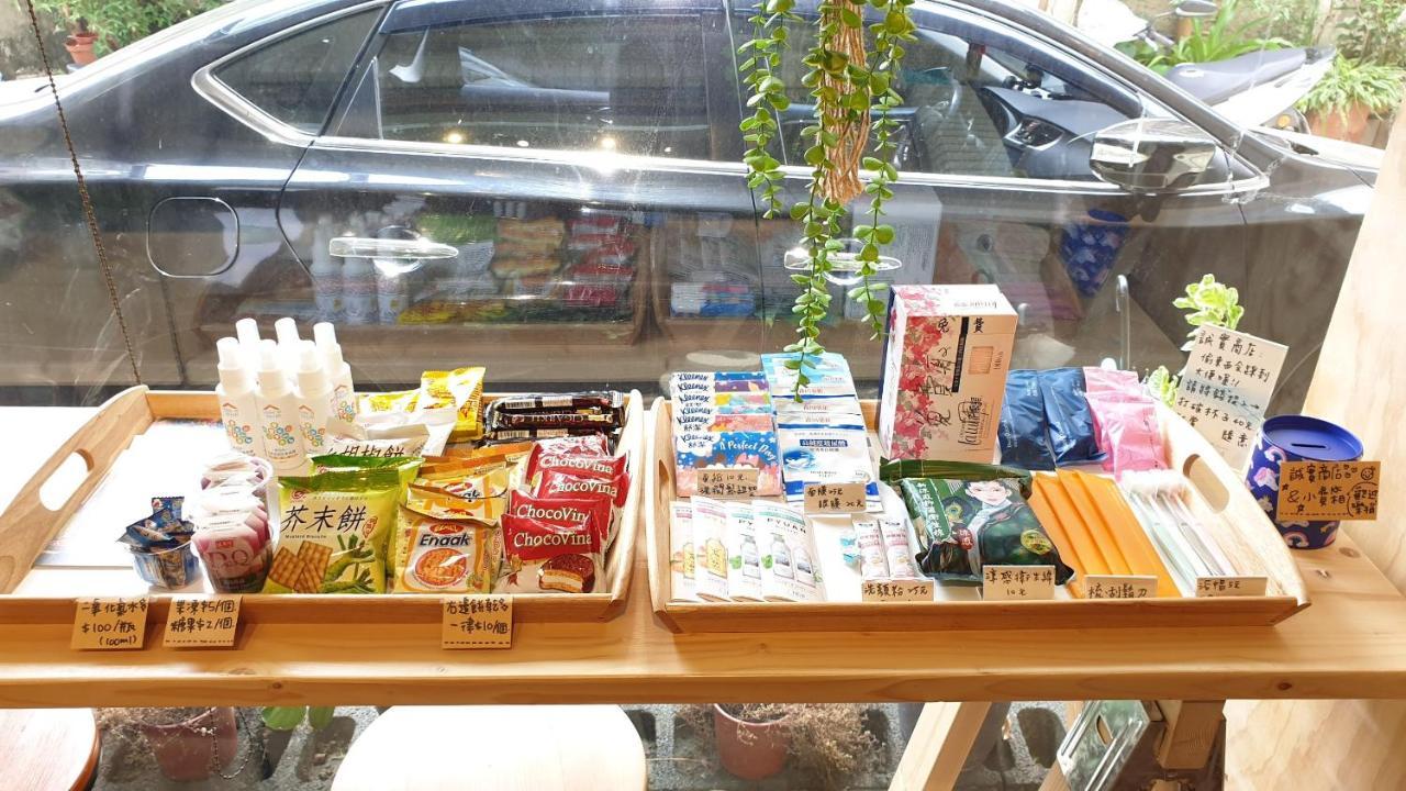 Sleepier Multi-Minsu Tainan Apartment Ngoại thất bức ảnh