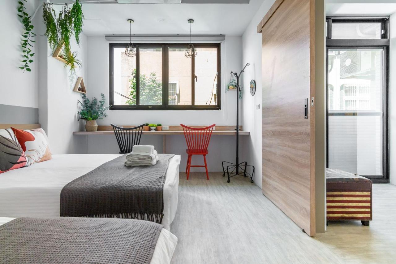 Sleepier Multi-Minsu Tainan Apartment Ngoại thất bức ảnh