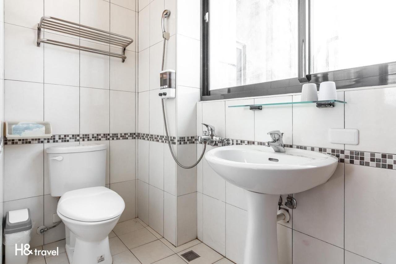 Sleepier Multi-Minsu Tainan Apartment Ngoại thất bức ảnh