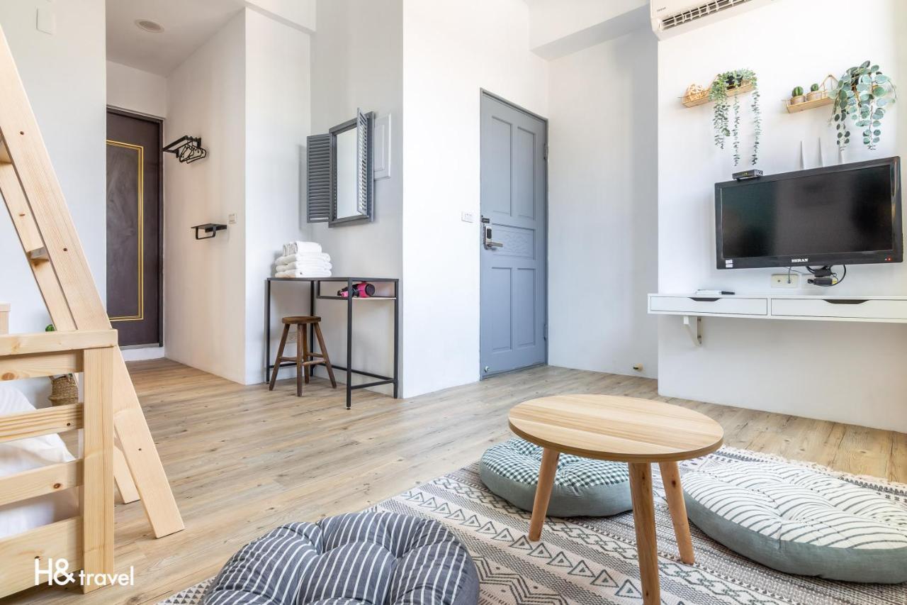 Sleepier Multi-Minsu Tainan Apartment Ngoại thất bức ảnh