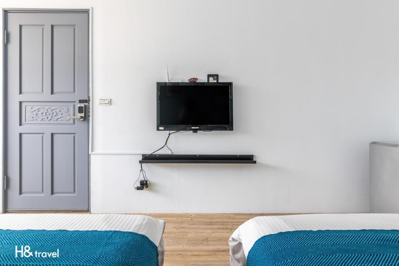 Sleepier Multi-Minsu Tainan Apartment Ngoại thất bức ảnh